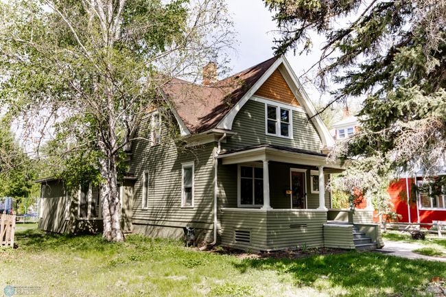 Front/Side Exterior | Image 5