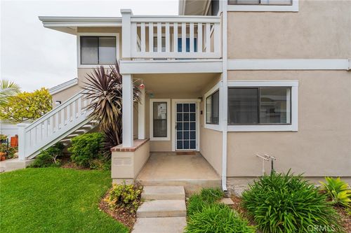 263 Tarocco, Irvine, CA, 92618-0302 | Card Image
