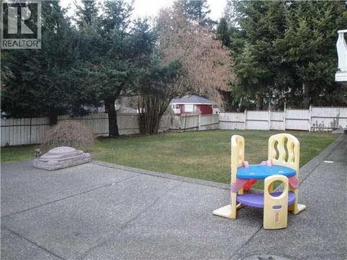 4497 Canterbury Cres, North Vancouver, BC, V7R3N8 | Card Image