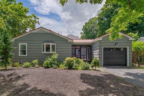83 Noyes St, Portland, ME, 04103-4436 | Card Image