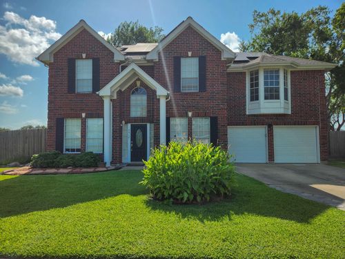 2412 N Mission Cir, Friendswood, TX, 77546-5995 | Card Image