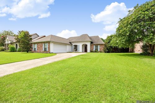 723 Water Oak Dr, Brusly, LA, 70719-2177 | Card Image