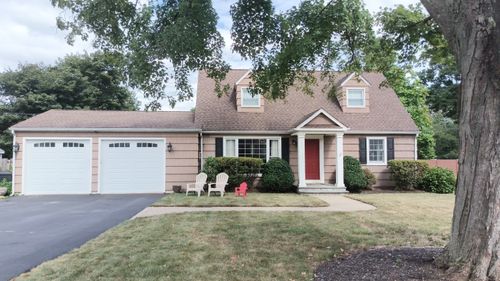 5 Crocus Ln, Norwalk, CT, 06851-2205 | Card Image
