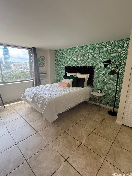 1415-444 Niu St, Honolulu, HI, 96815-1874 | Card Image