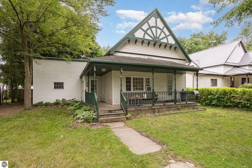 309 W Orchard Ave, Shepherd, MI, 48883-5101 | Card Image