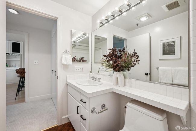 UNIT-302 - 111 Chestnut St, Condo with 2 bedrooms, 2 bathrooms and 1 parking in San Francisco CA | Image 30