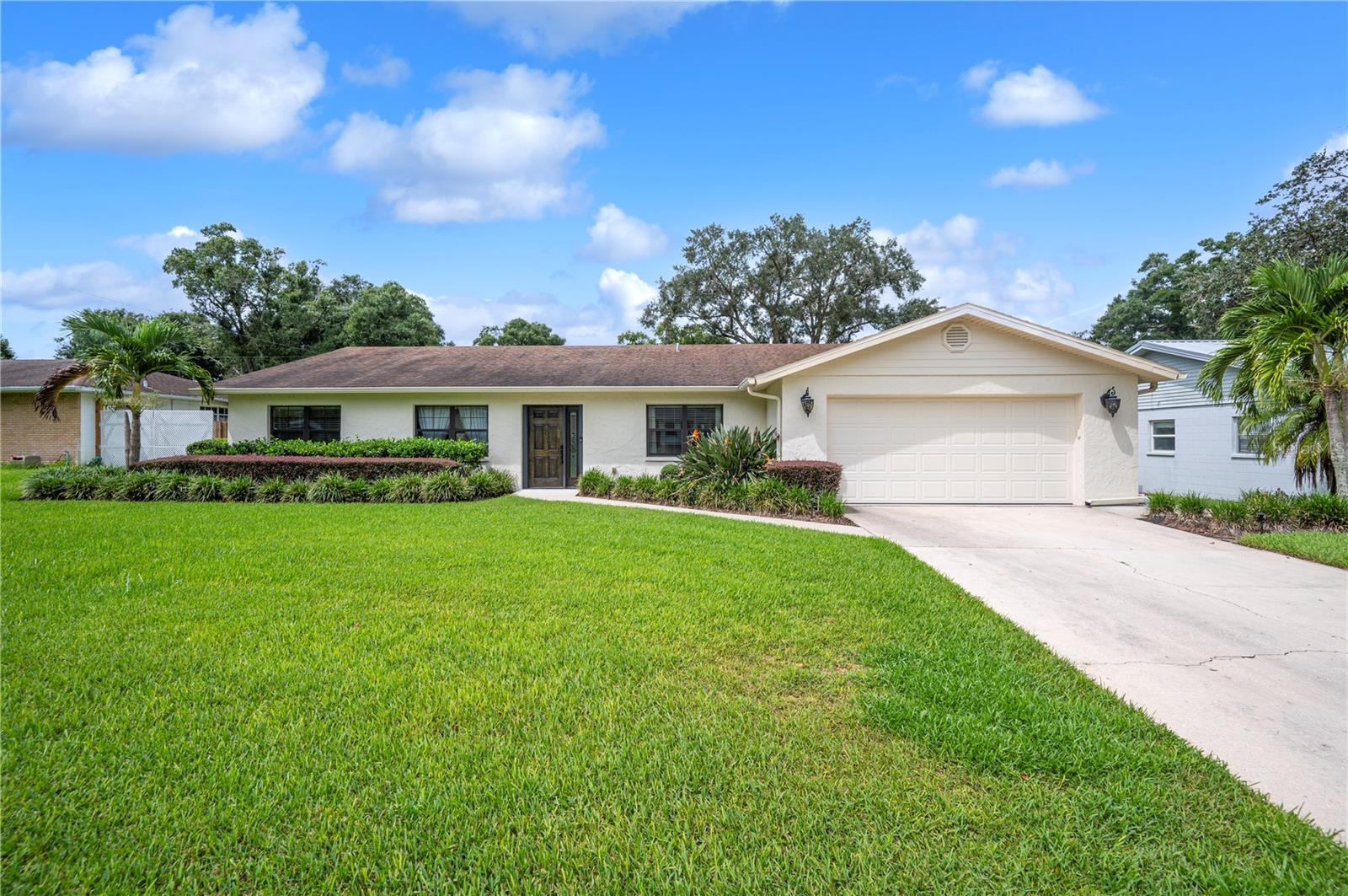 Orangewood Loop, Lakeland, FL 33813