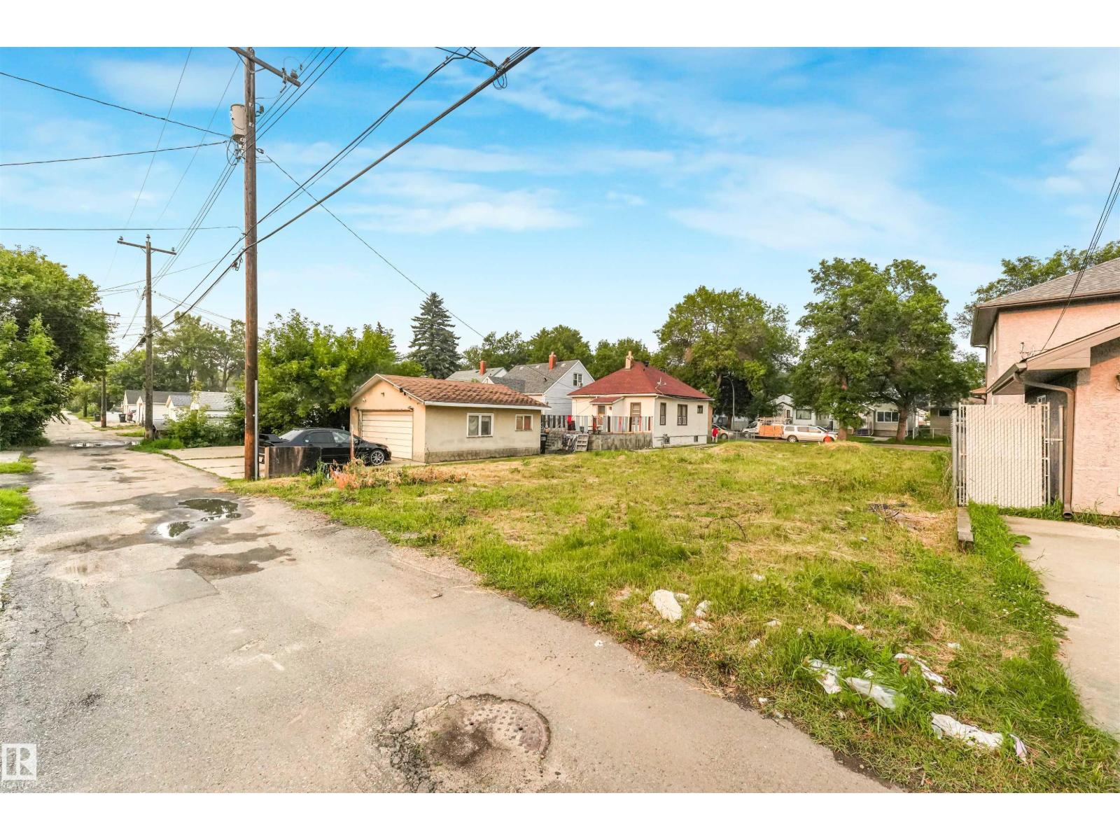 Land in Edmonton 5