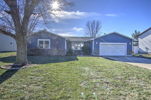 339 Ventura Dr, Forsyth, IL, 62535-9660 | Card Image