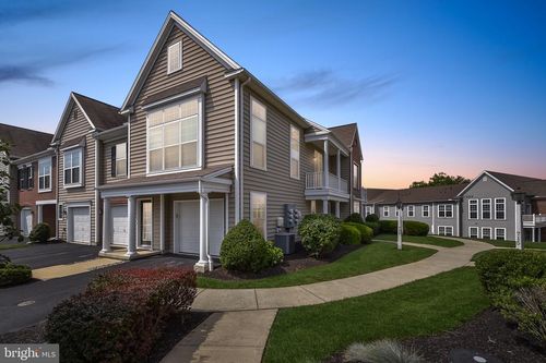709 Stag Ct, HUMMELSTOWN, PA, 17036-7201 | Card Image