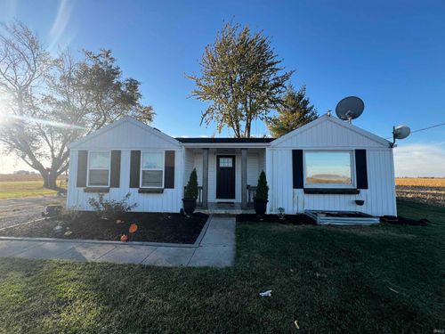 25812 Maumee Center Rd, Woodburn, IN, 46797-9735 | Card Image