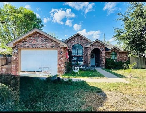 309 E 1st St, San Juan, TX, 78589-3005 | Card Image