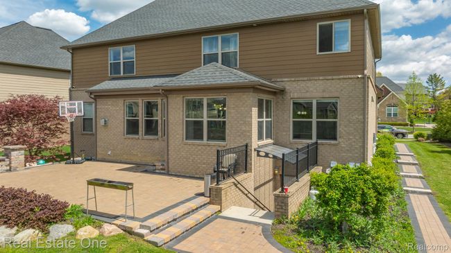 41829 Steinbeck Gln, House other with 4 bedrooms, 3 bathrooms and null parking in Novi MI | Image 40