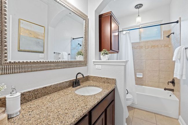 Full bathroom | Image 25