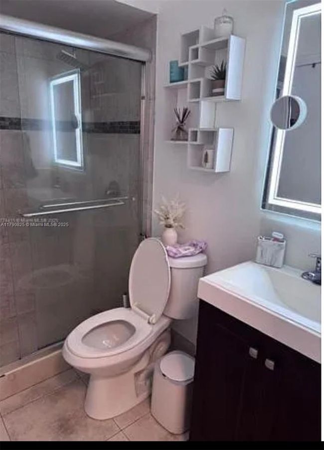 5308 Sw 138 Th Pl, Townhouse with 3 bedrooms, 2 bathrooms and null parking in Miami FL | Image 16