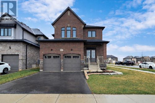 3001 Sierra Dr, Orillia, ON, L3V8L9 | Card Image