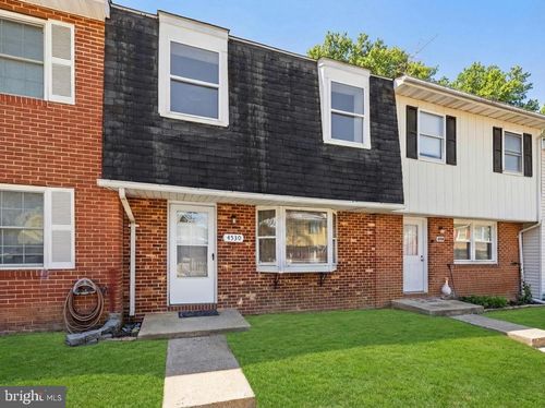 4530 Appledale Ct, MARSHALL, VA, 20115-3704 | Card Image