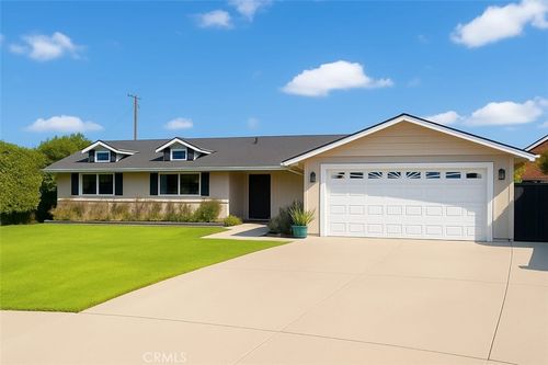 2272 Orangewood Pl, Pomona, CA, 91767-2158 | Card Image