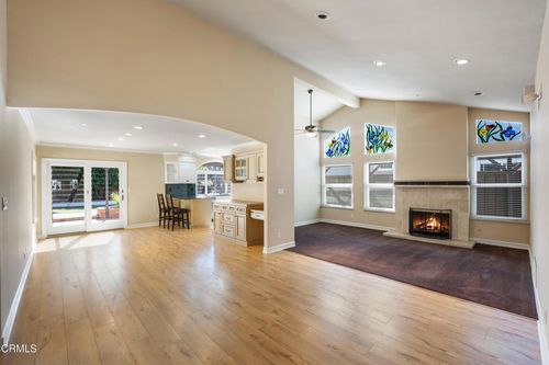 9116 Neath St, Ventura, CA, 93004-2930 | Card Image