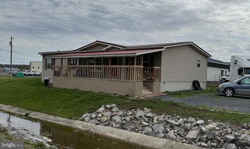 200 Jackson St, Moorefield, WV, 26836-1287 | Card Image