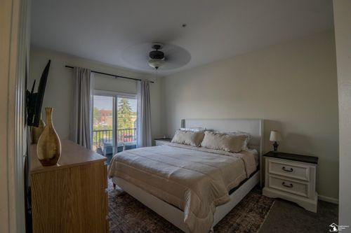 2744 Riverside Dr, Trenton, MI, 48183-2809 | Card Image