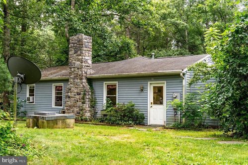 10523 Union Springs Rd, DAYTON, VA, 22821-2423 | Card Image