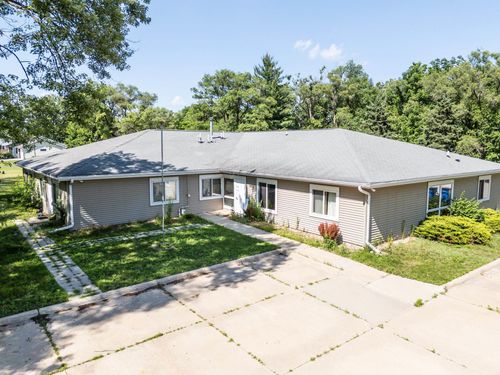 88 Eldene Ct, Evansdale, IA, 50707-1369 | Card Image