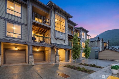 unit-101-1237 Meander Way Se, North Bend, WA, 98045-9824 | Card Image
