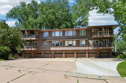1716 Pikes Peak Court Ne, Cedar Rapids, IA, 52402 | Card Image