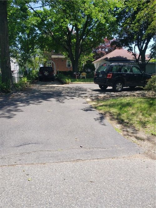 63 Lakeside St, Providence, RI, 02904-1101 | Card Image