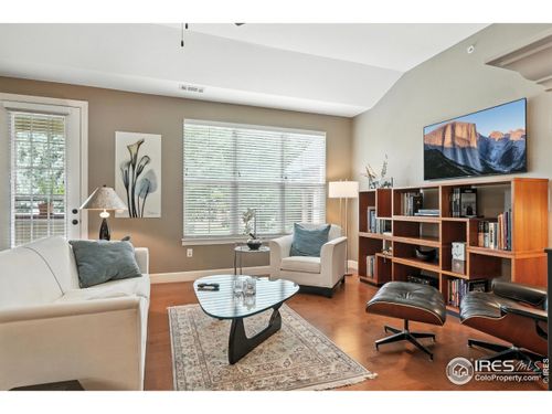 e-4-1379 Charles Dr, Longmont, CO, 80503-2360 | Card Image