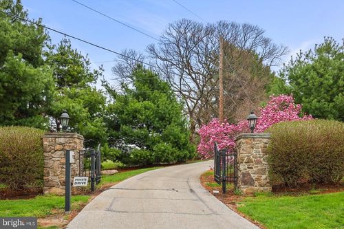 6759 Moulstown Rd E, HANOVER, PA, 17331-6818 | Card Image