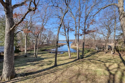 3513 Ridge Dr, Hartland, WI, 53029-9357 | Card Image