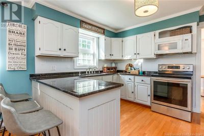 8 Wedgewood Dr, House other with 3 bedrooms, 3 bathrooms and null parking in Rothesay NB | Image 3