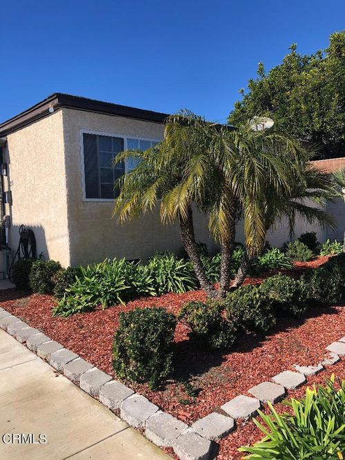 237 N 3rd St, Port Hueneme, CA, 93041-2901 | Card Image