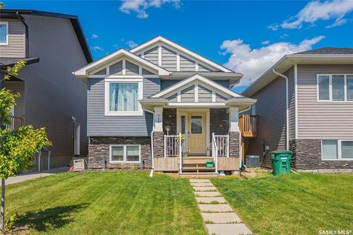 535 Fast Way, Saskatoon, SK, S7W0X1 | Card Image