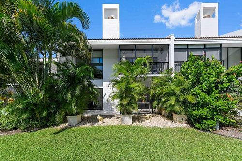 2c-1924 Presidential Way, West Palm Beach, FL, 33401-1502 | Card Image