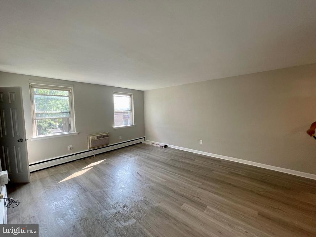 Residential Lease in NORTH WALES 5