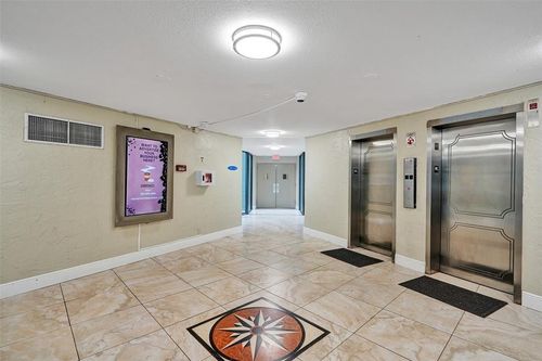 4116-4222 Inverrary Blvd, Lauderhill, FL, 33319-4162 | Card Image