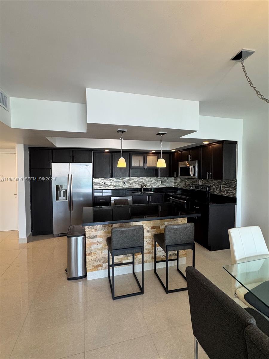 Residential Lease in Sunny Isles Beach 5