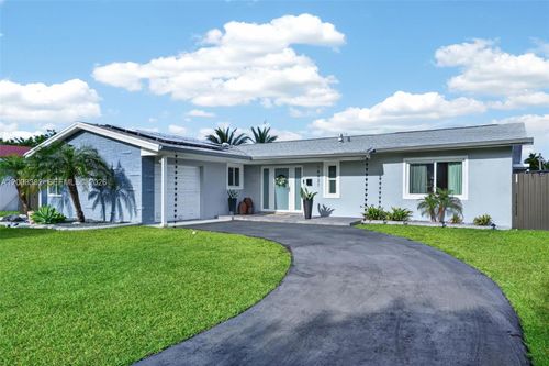 18931 Sw 97th Ave, Cutler Bay, FL, 33157-7830 | Card Image