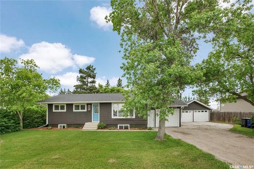 310 1st Ave, Corman Park, SK, S0K1X1 | Card Image