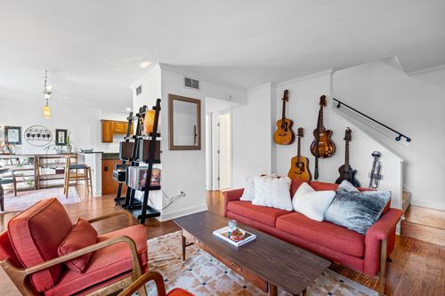 a-1672 Central Ave, Memphis, TN, 38104 | Card Image