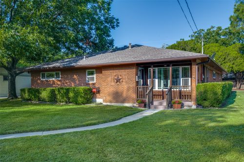 1027 Stanley St, Denton, TX, 76201-2443 | Card Image