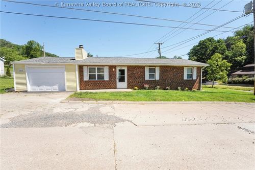 5302 Katie Ln, Cross Lanes, WV, 25313-1626 | Card Image