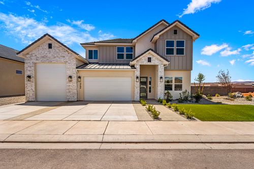 2794 S Woodrow Ln, Washington, UT, 84780-3869 | Card Image
