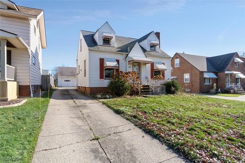 3861 W 134th St, Cleveland, OH, 44111-4423 | Card Image
