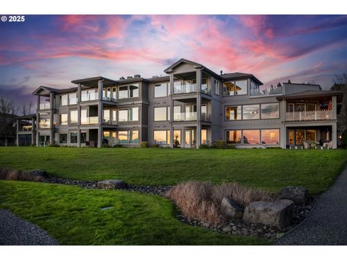 301-5525 Se Scenic Ln, Vancouver, WA, 98661-0516 | Card Image