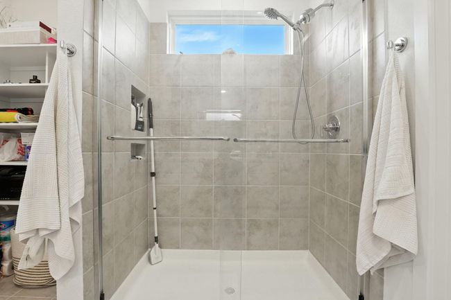 Primary Bathroom | Image 23