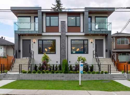 2-6950 Union St, Burnaby, BC, V5B1X5 | Card Image